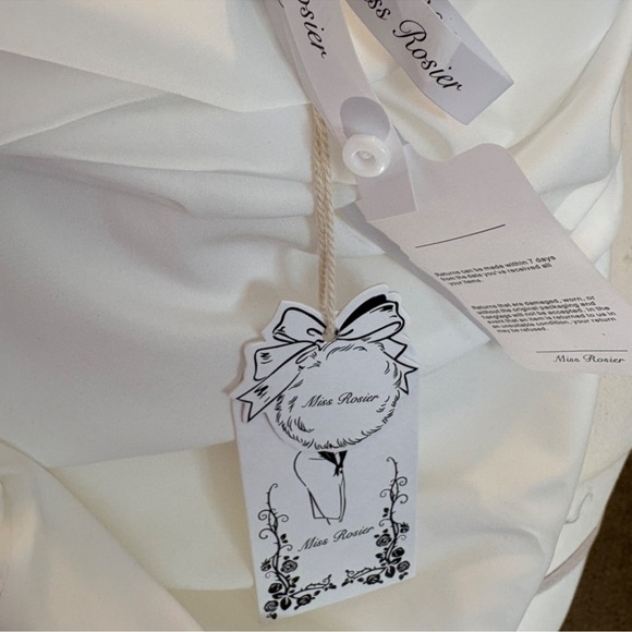 Miss Rosier NWT Clemence Faux Flower White Mini Dress Small Cocktail Bridal - Picture 8 of 11